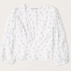 Abercrombie 3/4-sleeve-v-neck-blouse